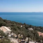 The Greystone Seaview House By Konnect * Nisaki (Corfu)