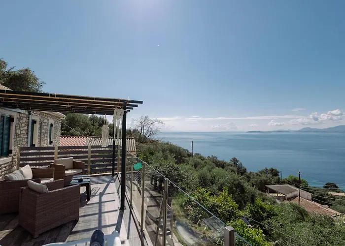 The Greystone Seaview House By Konnect *