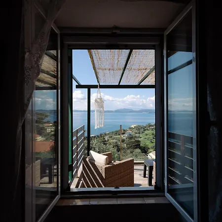Dom wakacyjny The Greystone Seaview House By Konnect Nisaki (Corfu)